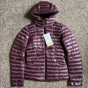 Lululemon Pack It Down Shine Mauve Puffer Jacket size 4